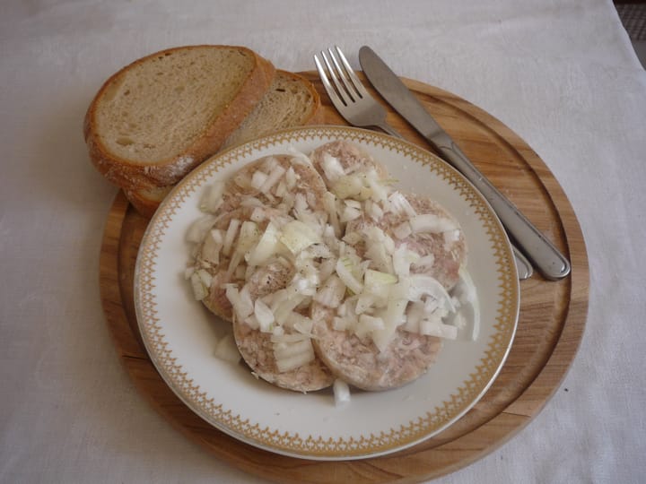 Domača tlačenka